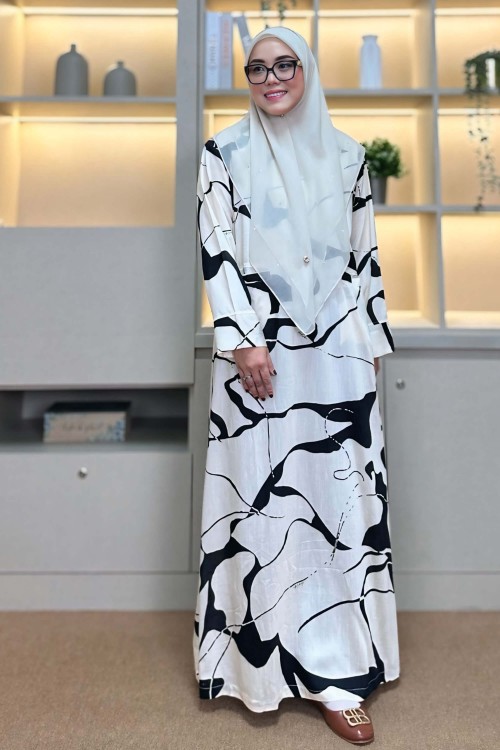 Nea Kaftan - Skylar