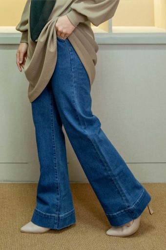 Pre-Order. Madelyn Bootcut - MEDIUM
