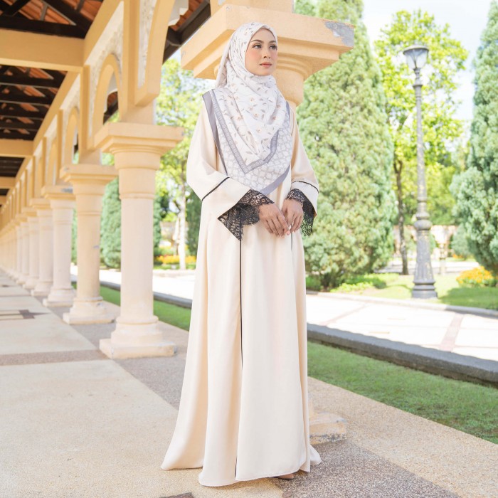 Abaya Arfa - Creamy (DEFECT)